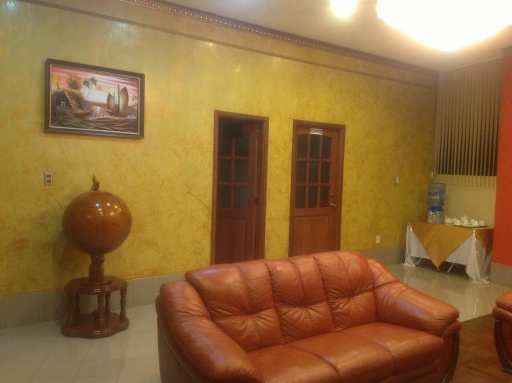 Golden Palace Hotel